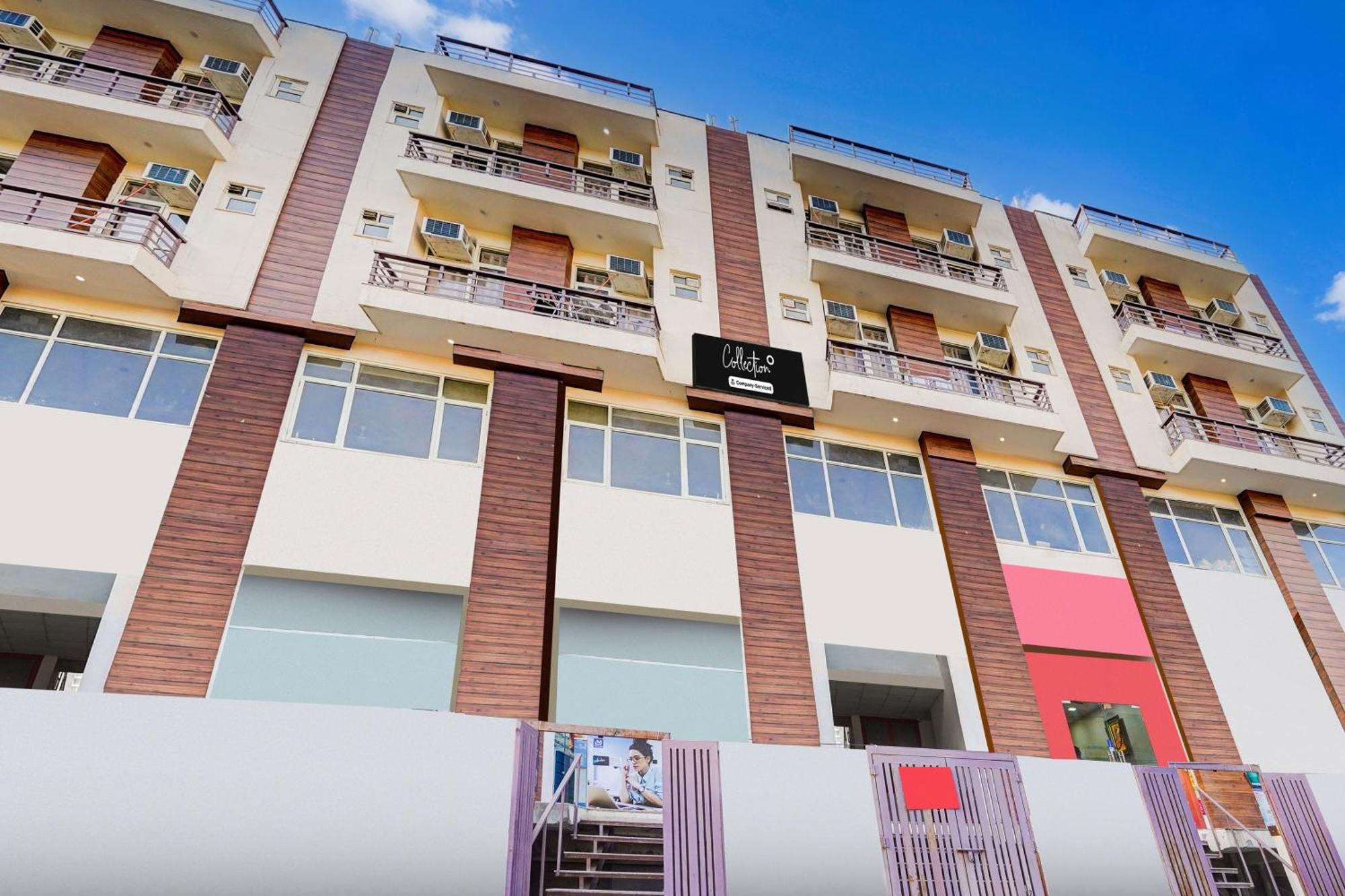Hotel Super Collection O Sector 104 Noida Zewnętrze zdjęcie